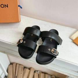 Picture of Louis Vuitton Slippers _SKULVsz35-45jyh05031179